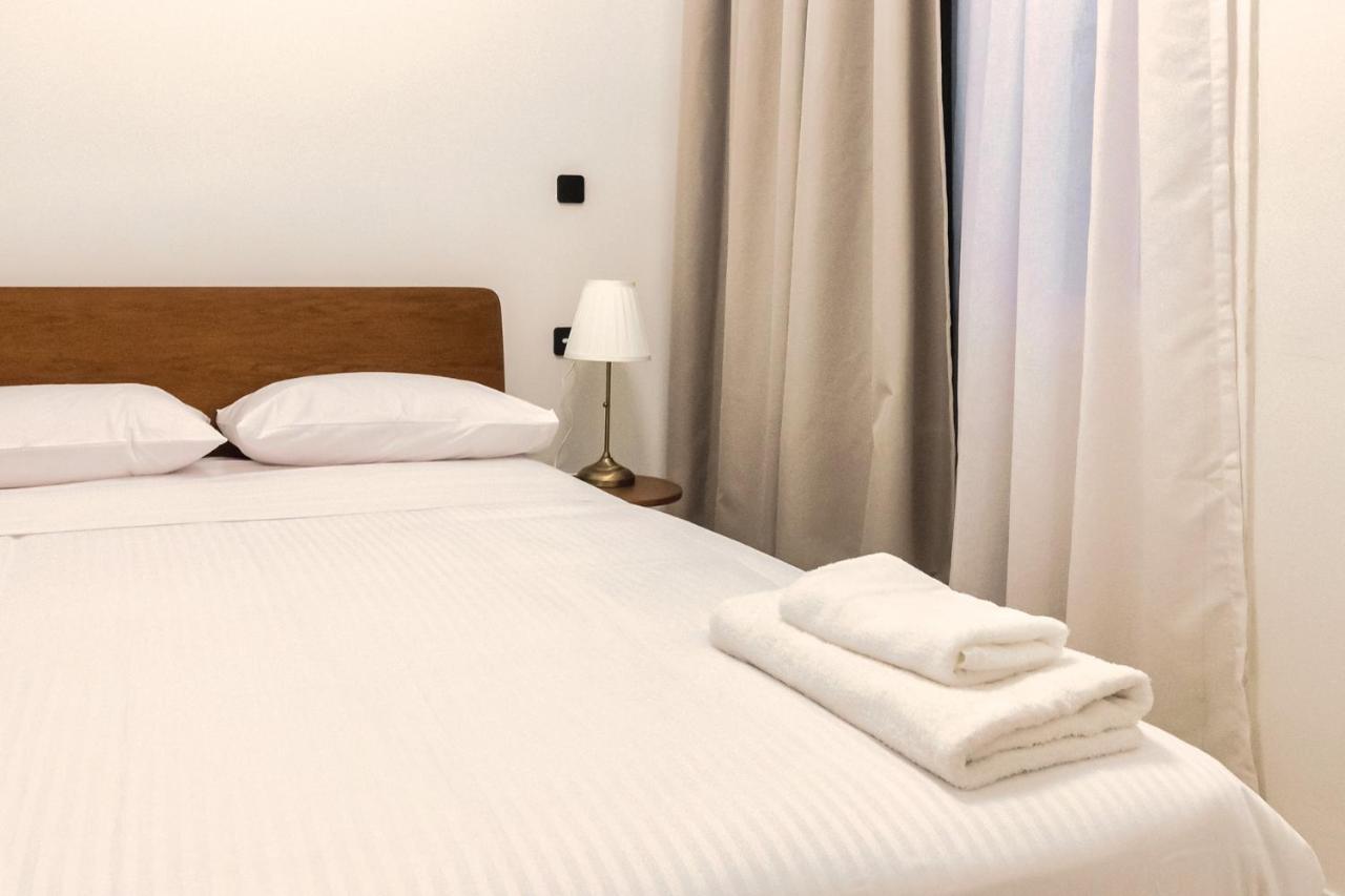 Bauhomm Zoia Suites Athens Ngoại thất bức ảnh